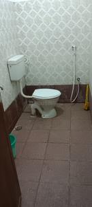Bathroom Image of 1200 Sq.ft 2.5 BHK Independent House for rent in Kolathur Chennai for Rs. 21000