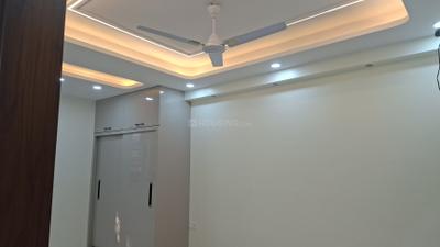 Bedroom Image of 1100 Sq.ft 3 BHK Apartment / Flat for sale in Vikaspuri New Delhi for Rs. 15000000