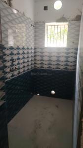 Bathroom Image of 450 Sq.ft 1 BHK Apartment / Flat for sale in Parnasree Pally Kolkata for Rs. 1300000