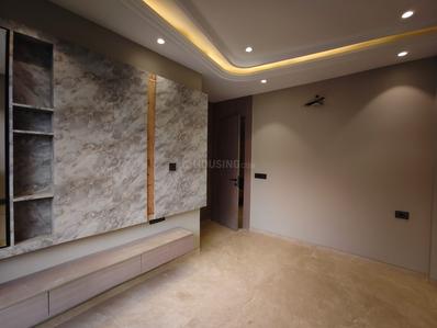 Bedroom Image of 900 Sq.ft 2 BHK Builder Floor for rent in Kirti Nagar New Delhi for Rs. 38000