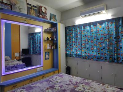 Bedroom Image of 935 Sq.ft 2 BHK Apartment / Flat for sale in Malad West Mumbai for Rs. 16000000