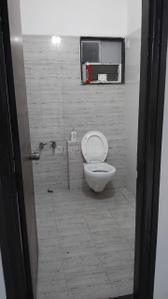 Bathroom Image of 1600 Sq.ft 3 BHK Apartment / Flat for rent in Karamsad Anand for Rs. 16500