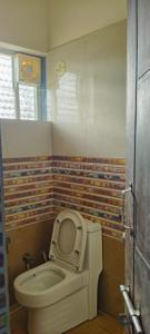 Bathroom Image of 810 Sq.ft 2 BHK Apartment / Flat for rent in Venus Apartment, Santhekatte Udupi for Rs. 18000
