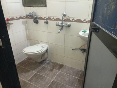 Bathroom Image of 519 Sq.ft 1 BHK Apartment / Flat for sale in Lodha Paradise, Thane West Thane for Rs. 7700000