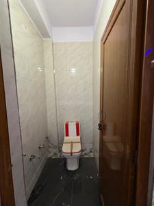 Image of 450 Sq.ft 4.5 BHK Independent House for sale in Dwarka Mor, New Delhi for Rs. 11500000