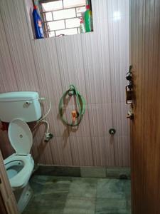 Bathroom Image of 1100 Sq.ft 2 BHK Builder Floor for rent in Purba Barisha Kolkata for Rs. 12000