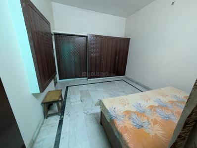 Bedroom Image of 1250 Sq.ft 2 BHK Builder Floor for rent in Gomti Nagar Lucknow for Rs. 28000