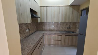 Kitchen Image of 1385 Sq.ft 2 BHK Apartment / Flat for rent in Paras Dews, Sector 106 Gurgaon for Rs. 38000