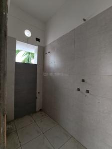 Bathroom Image of 850 Sq.ft 2 BHK Apartment / Flat for sale in Purba Barisha Kolkata for Rs. 3145000