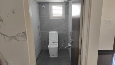 Bathroom Image of 550 Sq.ft 1 BHK Builder Floor for rent in Hongasandra Bengaluru for Rs. 20000