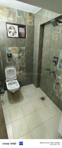 Bathroom Image of 1350 Sq.ft 3 BHK Apartment / Flat for sale in Siddharth Apartment, Paschim Vihar New Delhi for Rs. 14100000