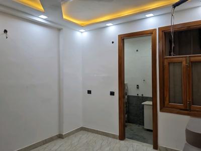 Bedroom Image of 1125 Sq.ft 4 BHK Apartment / Flat for sale in Goyal Lavish Homes by Goyal Builders, Sector 16B Dwarka New Delhi for Rs. 12200000