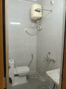 Bathroom Image of 850 Sq.ft 2 BHK Builder Floor for sale in Vaishali Ghaziabad for Rs. 6500000