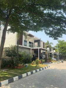 Image of 3950 Sq.ft 4 BHK Villa for sale in Namaha Lakewood, Appa Junction, Hyderabad for Rs. 75000000