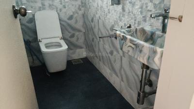 Image of 1100 Sq.ft 3 BHK Apartment / Flat for sale in Mohini Castle, Khar West, Mumbai for Rs. 42100000