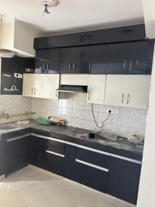 Kitchen Image of 1550 Sq.ft 3 BHK Apartment / Flat for rent in Amrapali Centurian Park, Noida Extension Greater Noida for Rs. 21000
