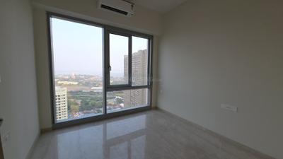 Bedroom Image of 850 Sq.ft 2 BHK Apartment / Flat for rent in Piramal Aranya Wing C, Byculla Mumbai for Rs. 104500