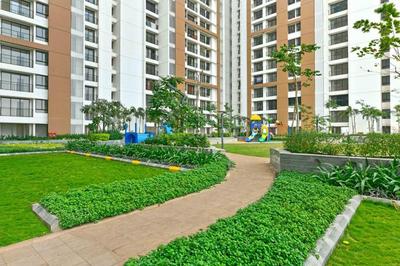 Image of 436 Sq.ft 1 BHK Apartment / Flat for sale in Runwal Gardens Phase 2 Bldg no 18 23, Dombivli East, Thane for Rs. 4100000