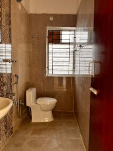 Bathroom Image of 1458 Sq.ft 3 BHK Apartment / Flat for sale in Koyambedu Chennai for Rs. 22500000