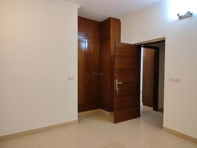 Bedroom Image of 1450 Sq.ft 3 BHK Apartment / Flat for sale in Vasant Kunj New Delhi for Rs. 50000000