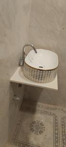 Bathroom Image of 1400 Sq.ft 2 BHK Independent House for rent in Vrindavan Yojana Lucknow for Rs. 22000