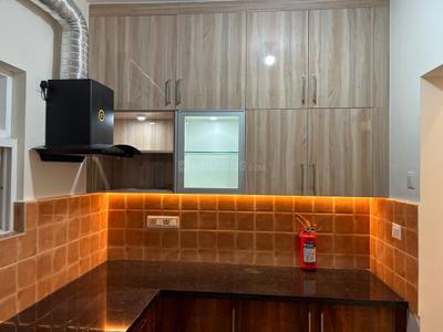 Bathroom Image of 684 Sq.ft 2 BHK Apartment / Flat for rent in Prestige Primrose Hills, Uttarahalli -Manavarthekaval Bengaluru for Rs. 45000