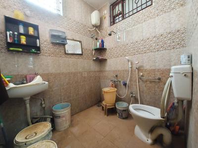 Bathroom Image of 3200 Sq.ft 5 BHK Independent House for sale in Kolathur Chennai for Rs. 25000000