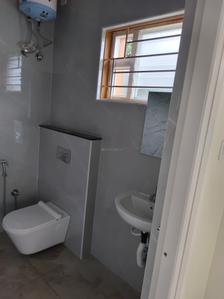 Bathroom Image of 650 Sq.ft 1 BHK Apartment / Flat for rent in C V Raman Nagar Bengaluru for Rs. 30500