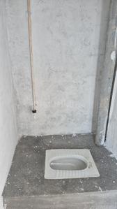 Bathroom Image of 500 Sq.ft 1 RK Builder Floor for rent in Sri Krishna Nagar Motihari for Rs. 3000