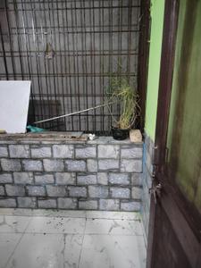 Bathroom Image of 1000 Sq.ft 2 BHK Apartment / Flat for rent in Sector 73 Noida for Rs. 22000