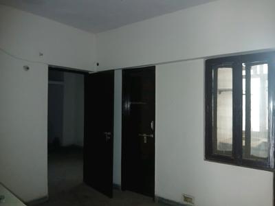Bedroom Image of 1500 Sq.ft 3 BHK Apartment / Flat for sale in Madhur Apartment, Paschim Vihar New Delhi for Rs. 16500000