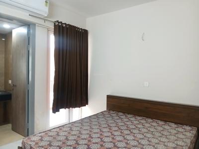 Bedroom Image of 1550 Sq.ft 3 BHK Builder Floor for sale in Smartworld Gems, Sector 89 Gurgaon for Rs. 15500000
