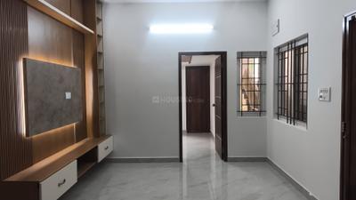 Living Room Image of 800 Sq.ft 1 BHK Apartment / Flat for rent in Kalyan Nagar Bengaluru for Rs. 26000