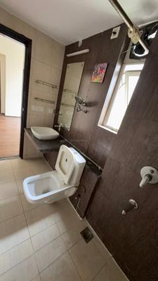 Image of 1780 Sq.ft 3.5 BHK Apartment / Flat for rent in The 3C Lotus Boulevard, Sector 100, Noida for Rs. 46000