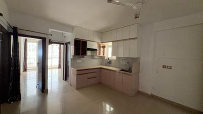 Kitchen Image of 645 Sq.ft 3 BHK Apartment / Flat for rent in ROF Amaltas, Sector 92 Gurgaon for Rs. 20000