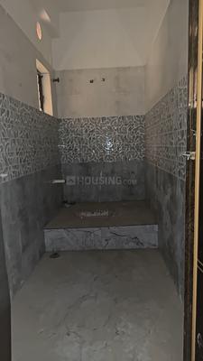Bathroom Image of 674 Sq.ft 2 BHK Apartment / Flat for sale in Tiljala Kolkata for Rs. 2426400