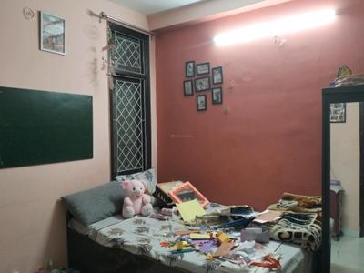Bedroom Image of 1100 Sq.ft 4 BHK Builder Floor for sale in Mayur Vihar Phase 1 New Delhi for Rs. 6500000