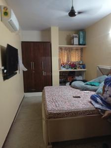 Bedroom Image of 1300 Sq.ft 3 BHK Builder Floor for sale in RWA Block C Dilshad Garden, Dilshad Garden New Delhi for Rs. 14500000