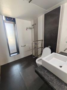 Image of 1740 Sq.ft 3 BHK Apartment / Flat for sale in Sheth Polaris, Goregaon West, Mumbai for Rs. 70000000