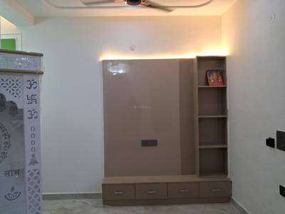 Living Room Image of 1050 Sq.ft 2 BHK Apartment / Flat for sale in Sector 49 Noida for Rs. 4300000
