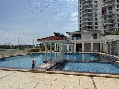Image of 3273 Sq.ft 4 BHK Apartment / Flat for sale in DLF Riverside, Vyttila, Kochi for Rs. 37500000