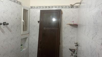 Image of 1250 Sq.ft 3 BHK Apartment / Flat for rent in Shubham Apartments, Patparganj, New Delhi for Rs. 35000