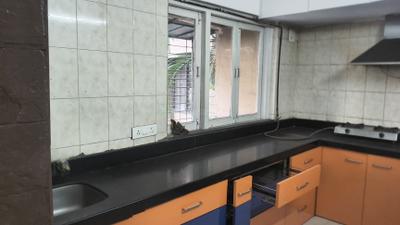 Kitchen Image of 1300 Sq.ft 3 BHK Apartment / Flat for rent in Sunny Side Apartments, Andheri West Mumbai for Rs. 110000