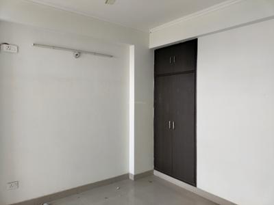 Bedroom Image of 985 Sq.ft 2 BHK Apartment / Flat for rent in Amrapali Pan Oasis, Sector 70 Noida for Rs. 30000