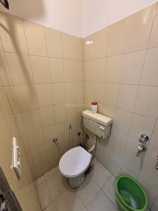Bathroom Image of 400 Sq.ft 1 RK Apartment / Flat for rent in Bhai Randhir Singh Nagar Ludhiana for Rs. 8500