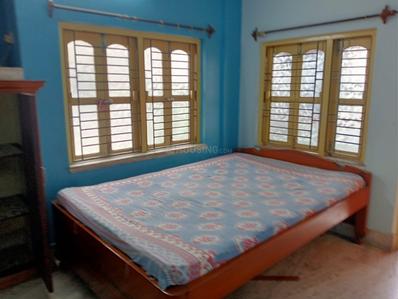 Bedroom Image of 900 Sq.ft 2 BHK Builder Floor for rent in Baranagar Kolkata for Rs. 15000