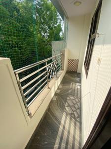Balcony Image of 900 Sq.ft 2 BHK Builder Floor for rent in Ramesh Nagar New Delhi for Rs. 34000