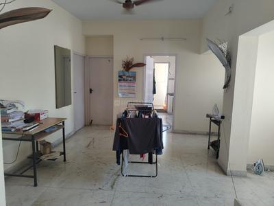 Image of Abundant life and spaces  in Periyamet, Chennai