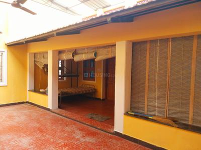 Living Room Image of 2000 Sq.ft 3 BHK Independent House for rent in Pozhichalur Chennai for Rs. 25000