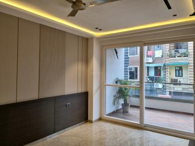 Bedroom Image of 2250 Sq.ft 4 BHK Builder Floor for sale in DDA Residential Flats, Sector 8 Dwarka New Delhi for Rs. 30000000